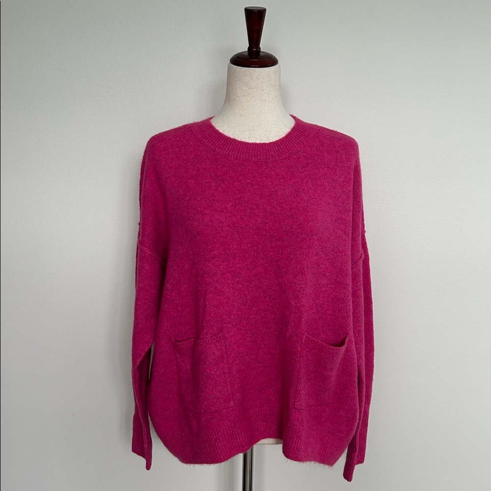 Vince‎ Camuto Bright Pink Sweater Crew Neck Pocket Pullover
